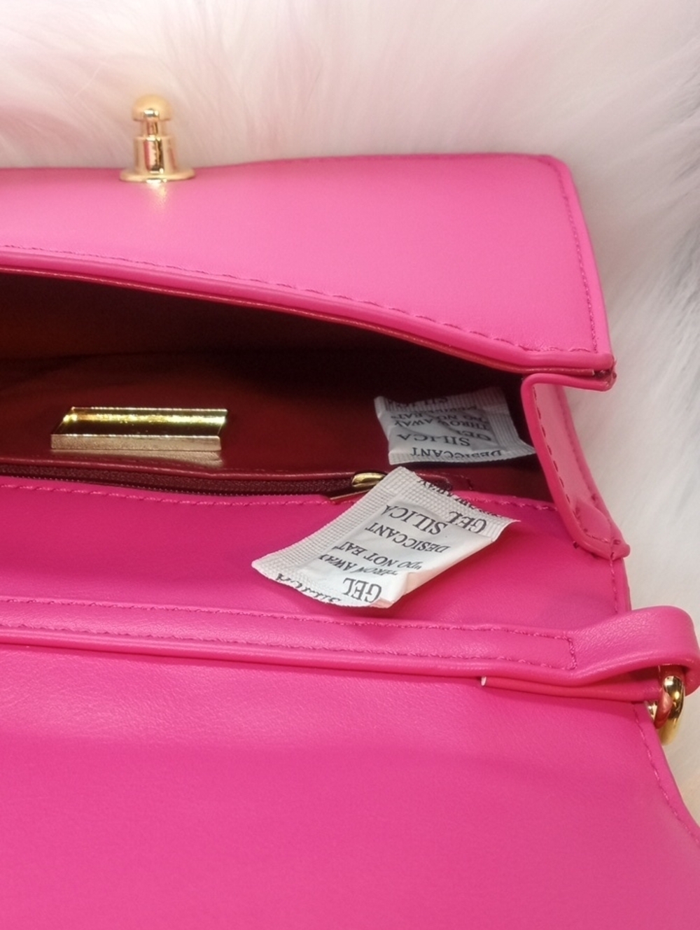 HOT PINK QUITED SMALL SHOULDER BAG - Picture 12 of 13
